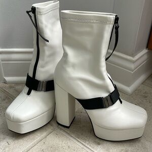 London Rag White Platform Boots size 6M